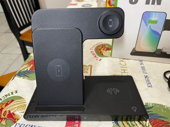 3-in-1 Wireless Charging Station
