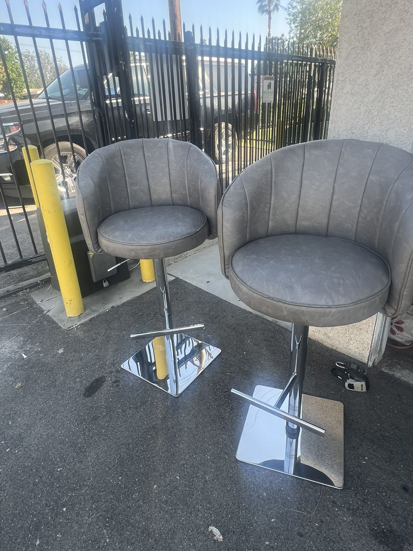 BAR STOOLS