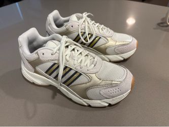 Women’s Adidas - Size 8