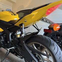 2016 Yamaha R6