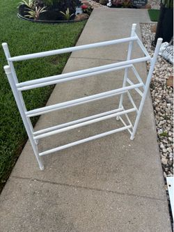 Metal shoe rack