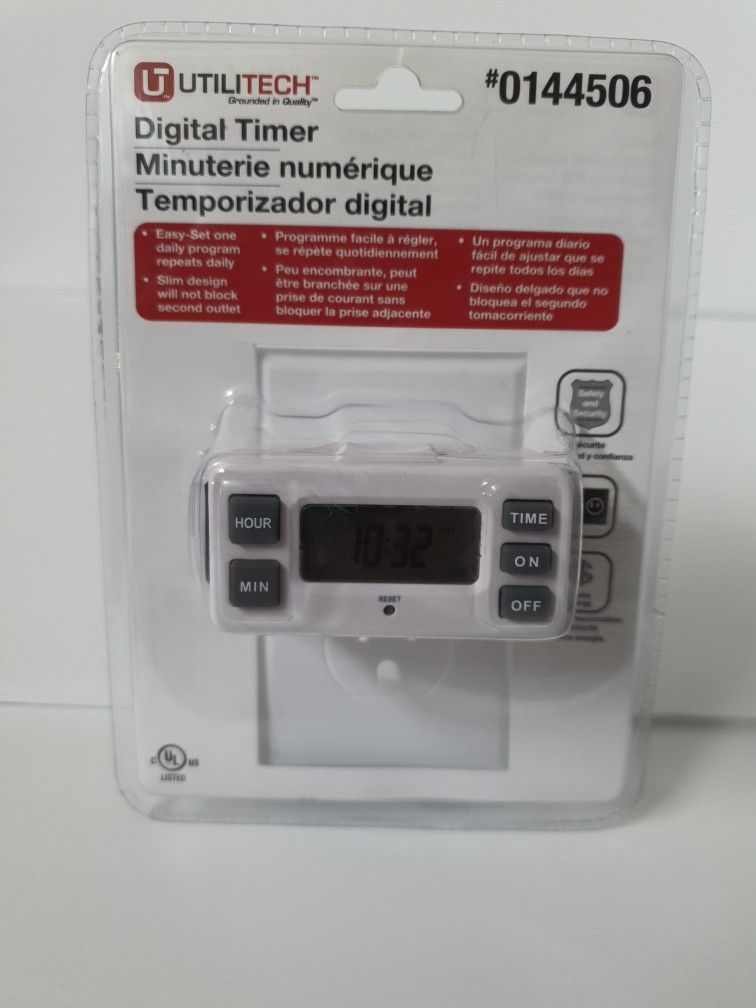 Utilitech Digital Timer 120V/5A/600W Resistive 60W Tungsten 60Hz #0144506 New..Condition is New...
Utilitech #0144506 ....
Rated: 120V / 5A / 600W Res