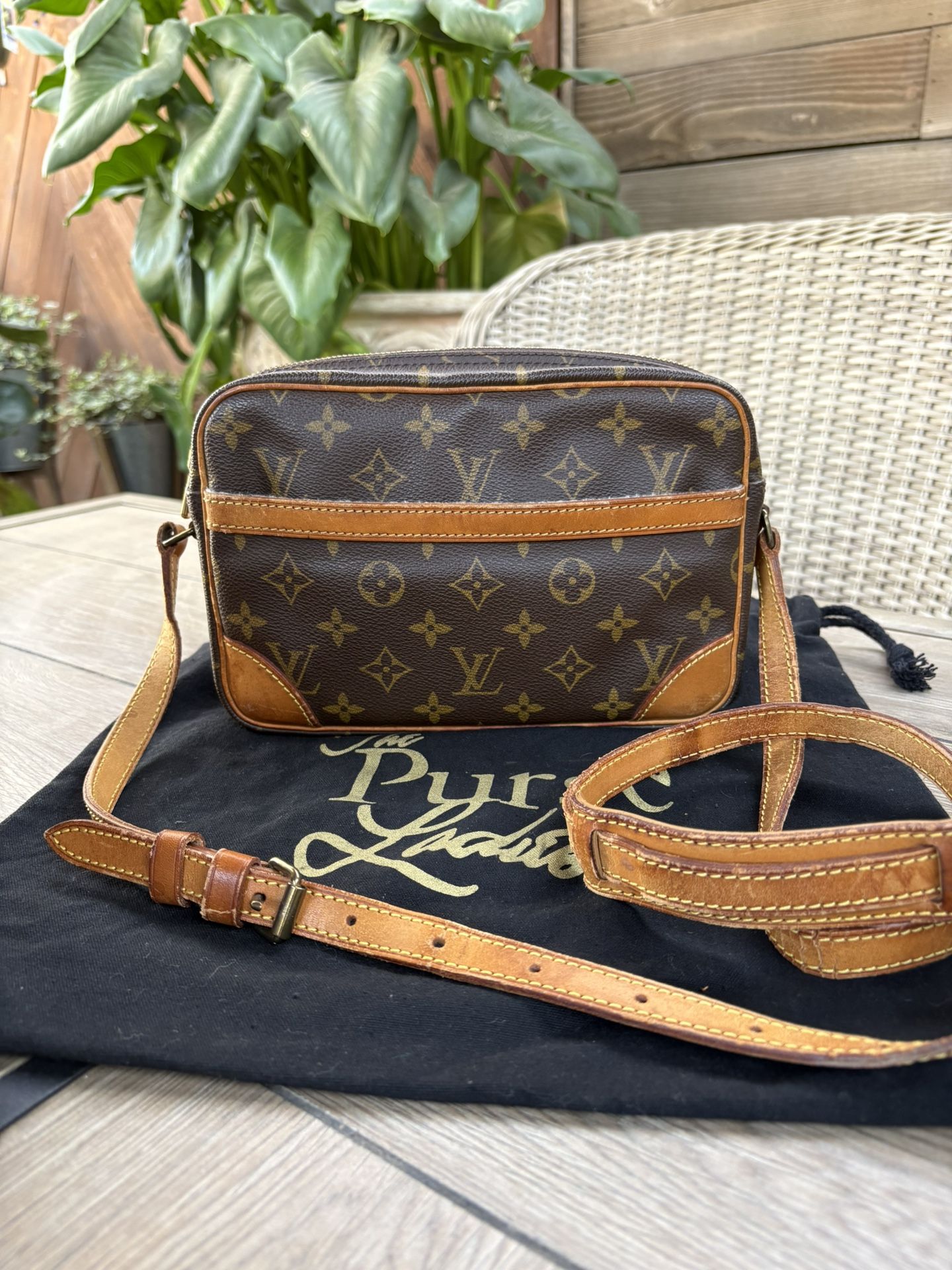 Vintage Louis Vuitton Trocadero 23 