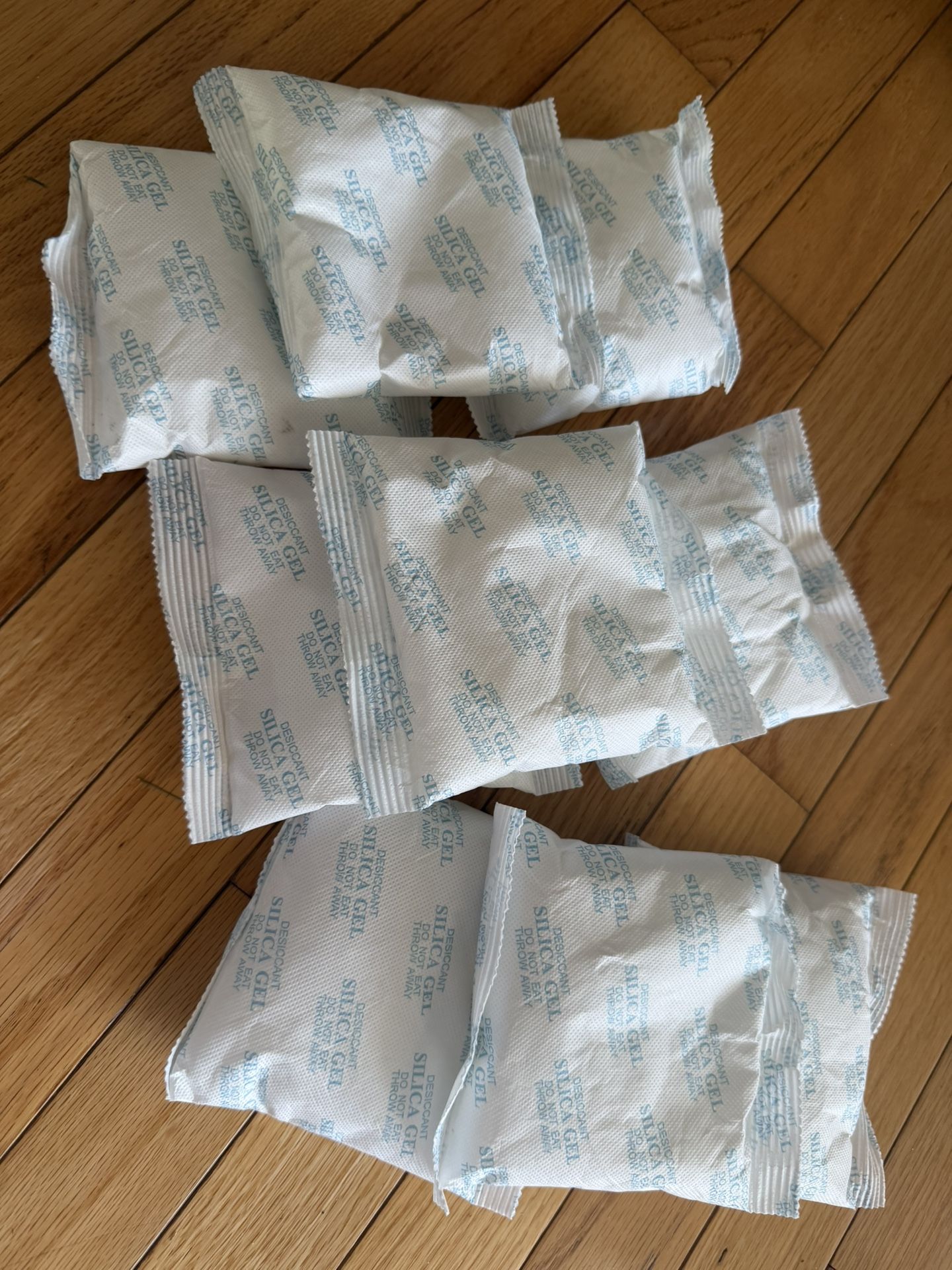 Free: Silica Gel Desiccant Packs-Dry Out Cell Phone