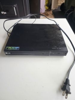 LG DP132 DVD/CD Player with USB Port Tested Working No Remote