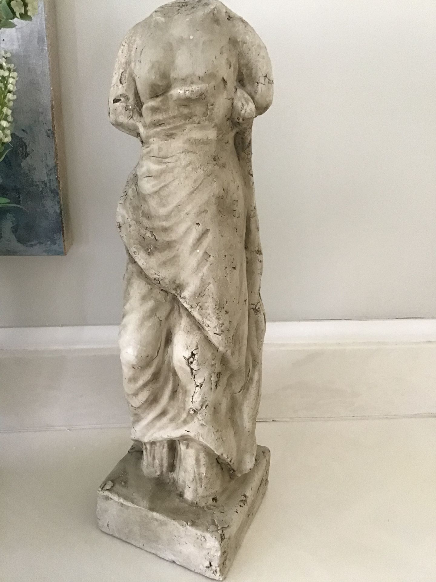 Statue