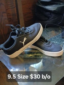 Puma Low-Top Sneakers Size 9.5