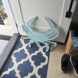 Decorative hanging crab