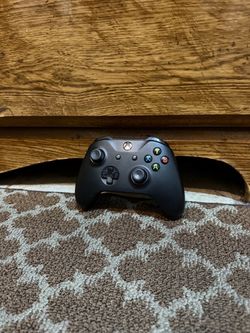 Xbox Wireless Controller Black – Clean & Works Perfect