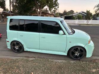 06 Toyota scion