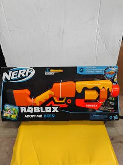 Nerf Roblox Adopt Me! Bees! Blaster, an 8-dart foam dart blaster