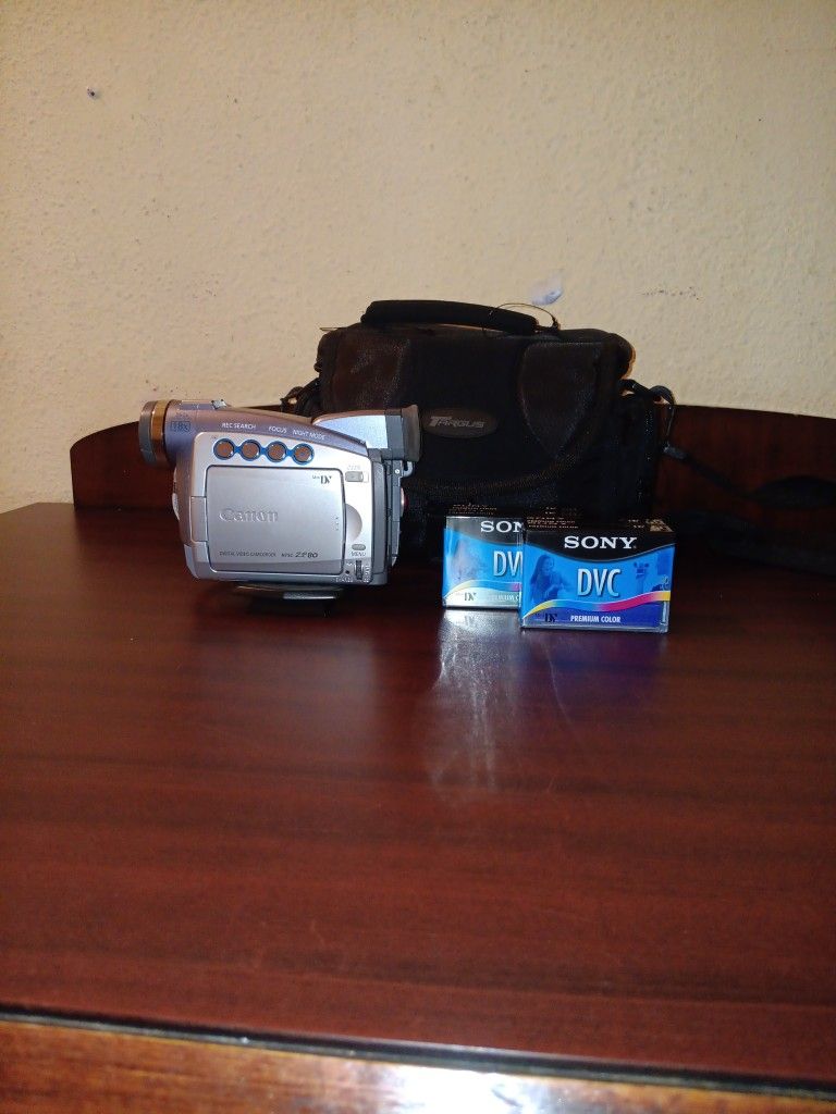 CAMCORDER FOR SALE