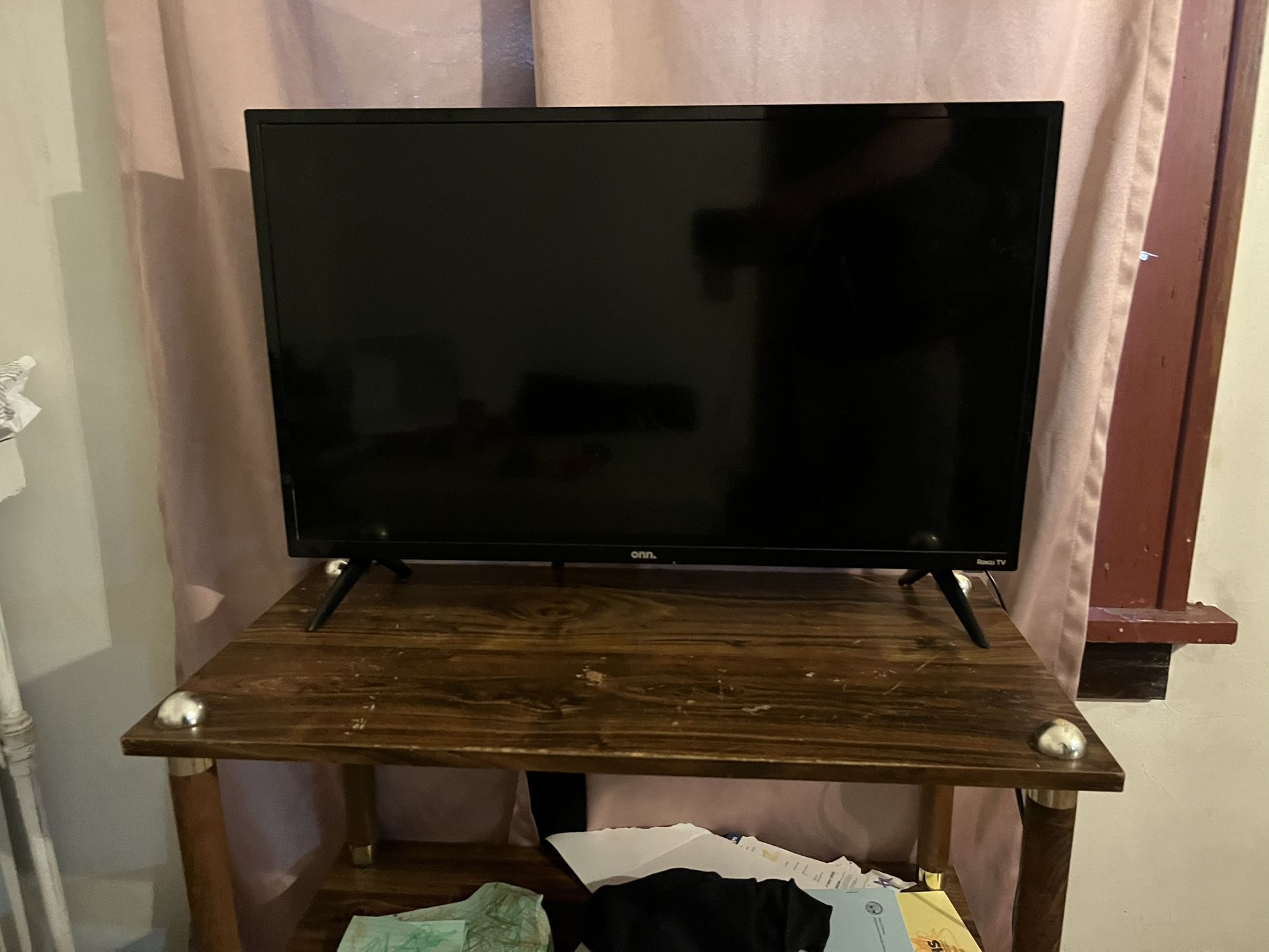 32 Inch smart tv Roku
