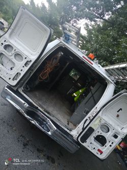 2011 Ford E-250