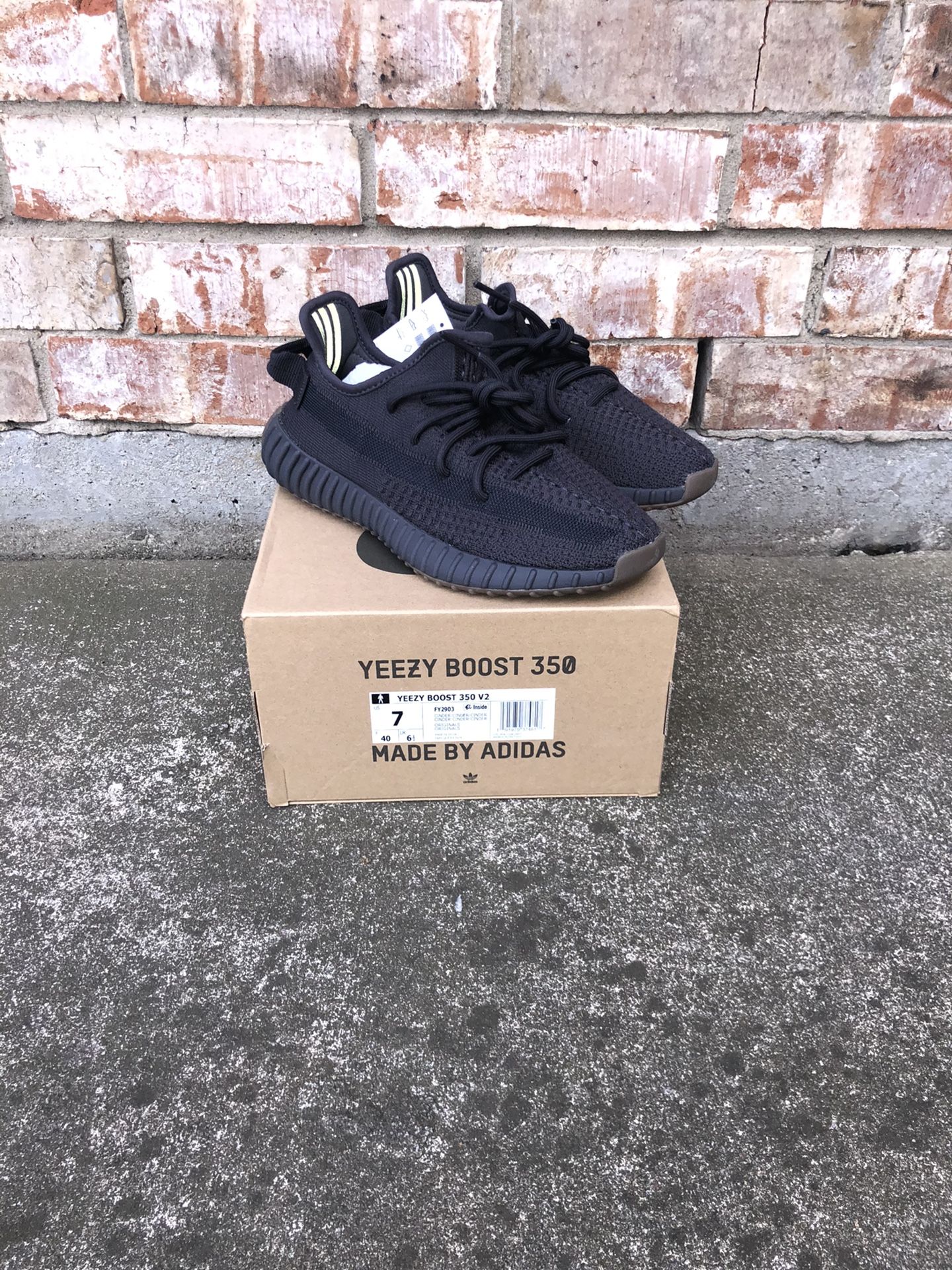 Adidas Yeezy Boost 350 Cinder