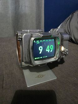 Fallout Series Pip-Boy Die-Cast Replica