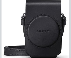 Sony LCSRXG/B Soft Carrying Case (Black), compact