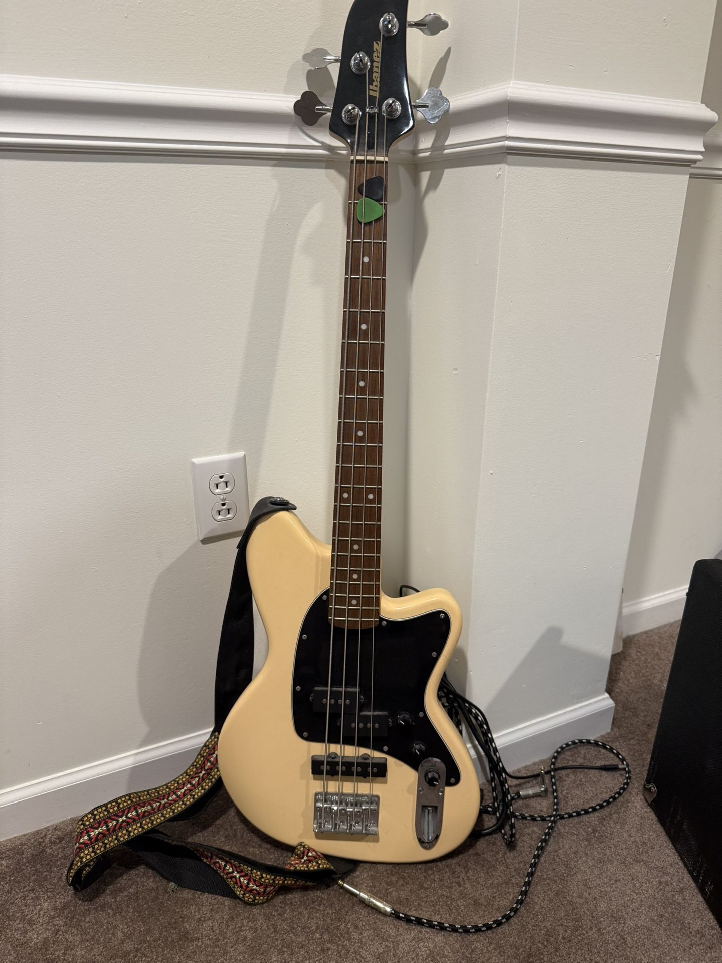 Ibanez Talman TMB30 Short Scale Bass
