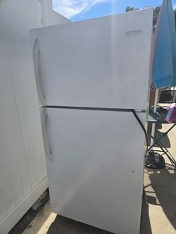 Frigidaire Refrigerator