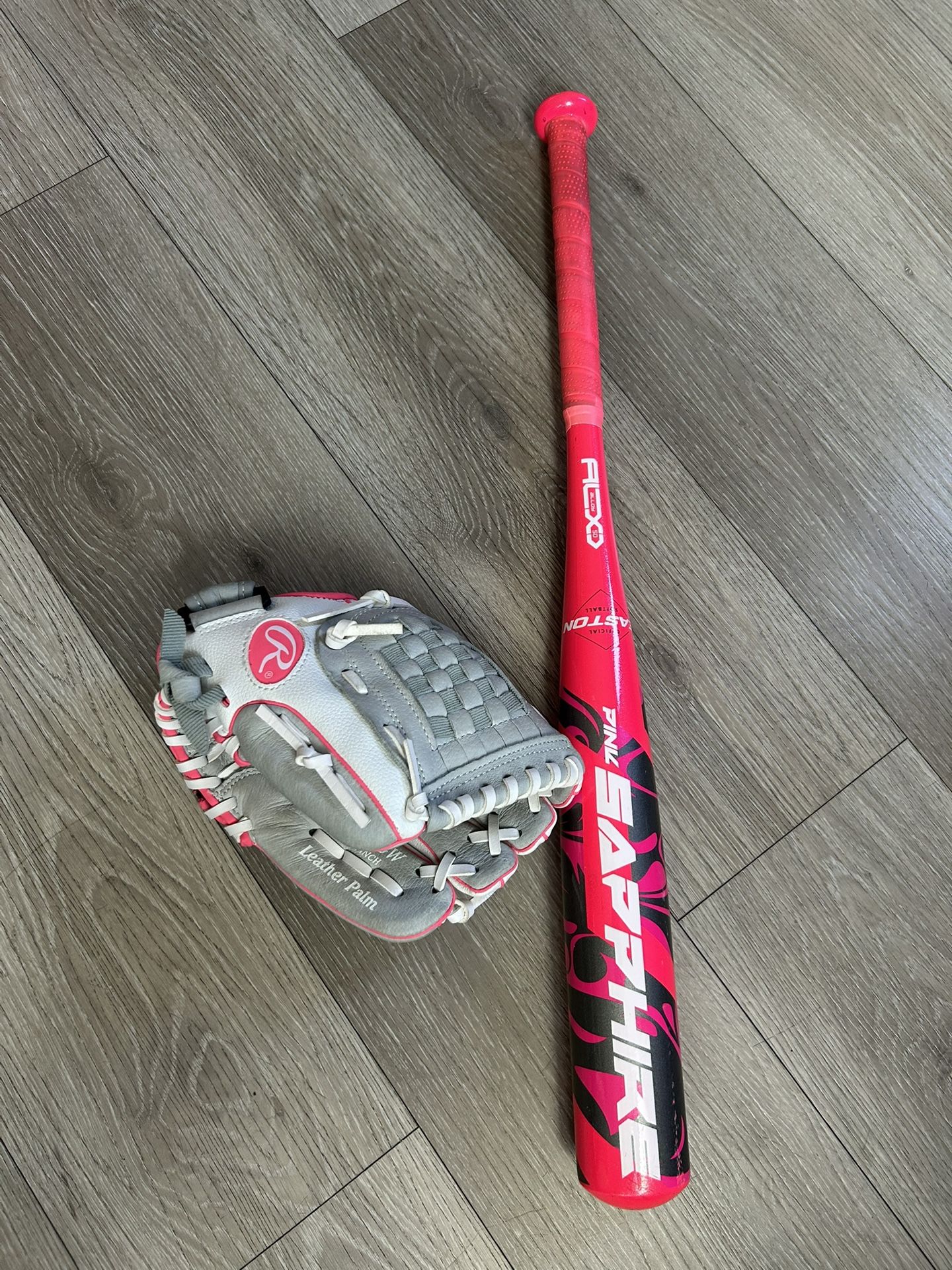 Softball - 26” Bat 10.5 Glove
