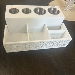 Hairdressing Brush holder/organizer