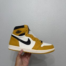 Jordan 1 High Yellow Ochre Size 11
