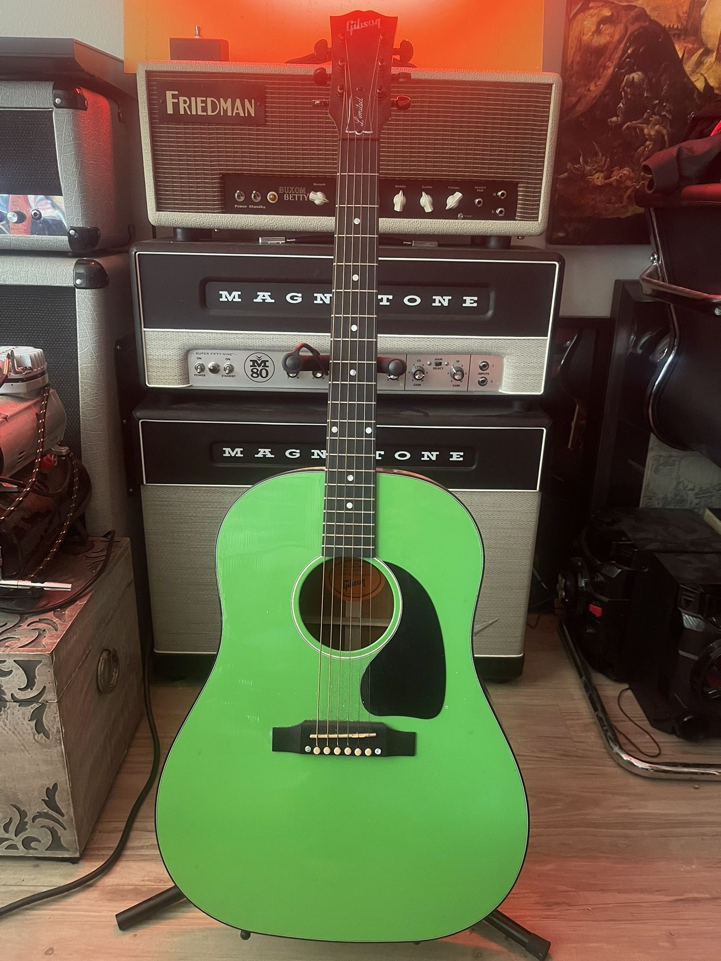 Gibson Custom Shop J-45 ライムグリーン Gibson Montana J-45 Lime Green – Chicago Music Exchange