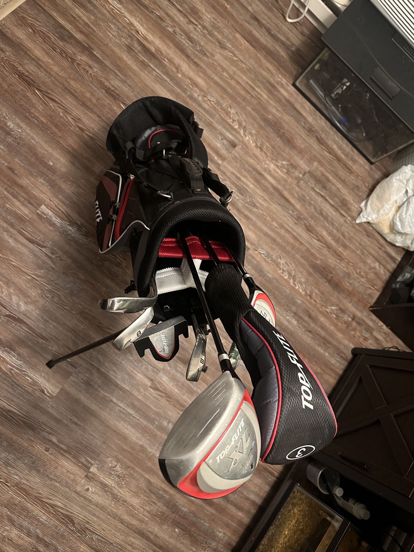 Golf Clubs (righty)
