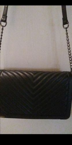 Black purse
