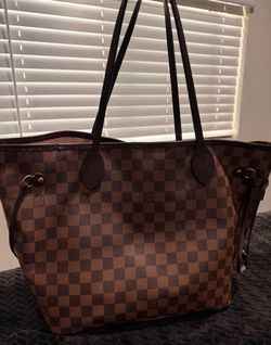 LV PURSE