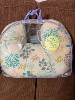 Nursing pillow