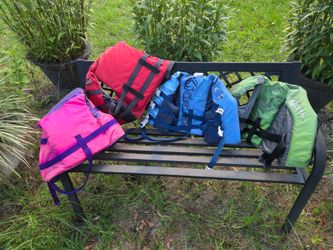 Kids Life Jackets Set of 4