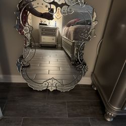 Beautiful Mirror 