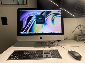**Apple iMac 21.5” Late 2013. w/ Microsoft Office ** *macOS Catalina Version 10.15.8. *Price $ 190 *