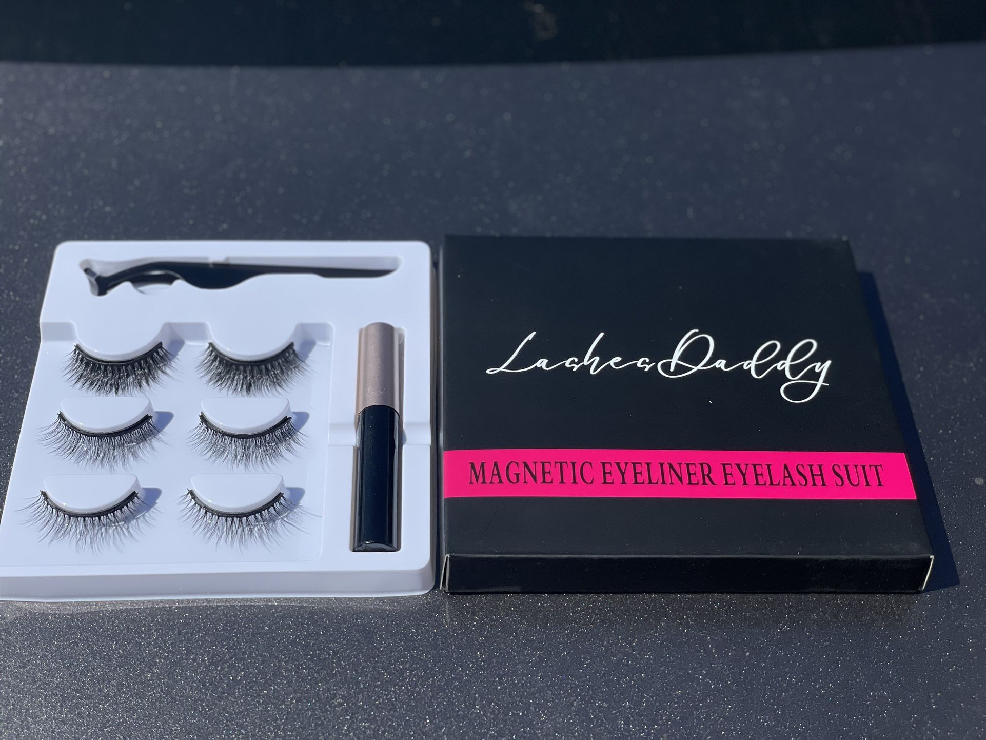 Magnetic eyelashes !!