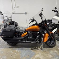 2016 Suzuki Boulevard C90T