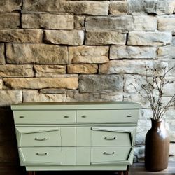 Vintage MCM Dresser
