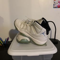 Jordan Columbia 11 Size 7