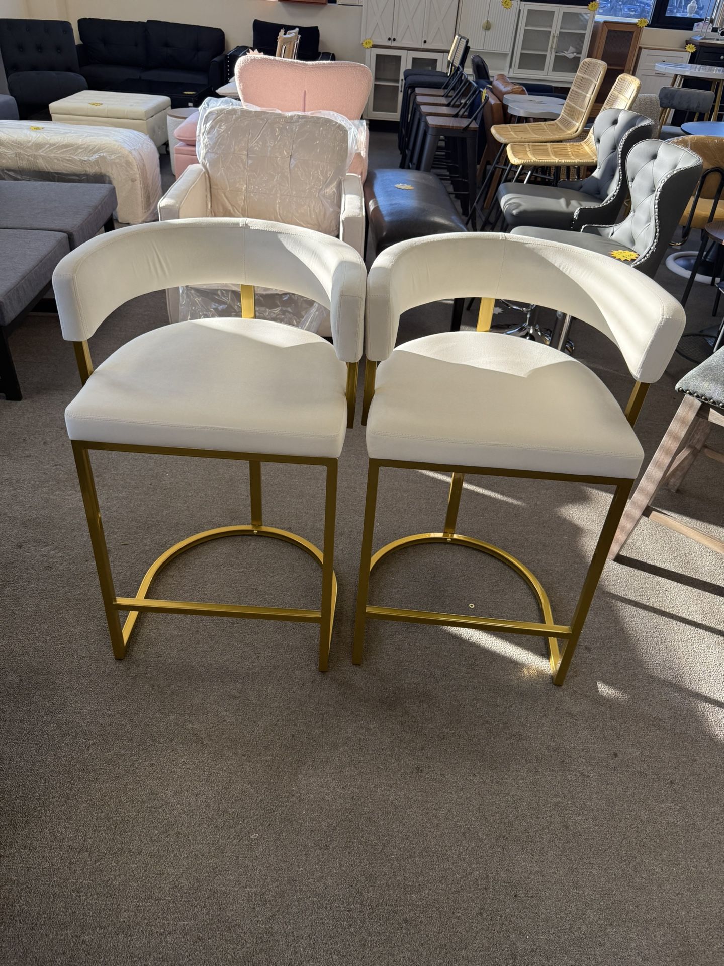 Counter Height Chair, Bar Stool. Gold/white