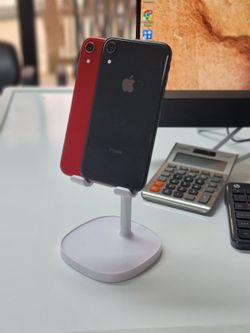 iPhone XR 6.1" (Unlocked)