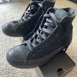 Converse (men Size 4)