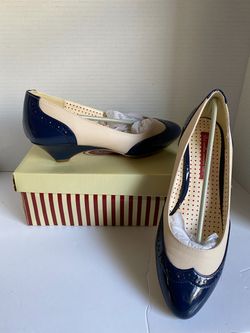 Navy and Cream Two-Tone Brogue Heels Brand: B.A.I.T