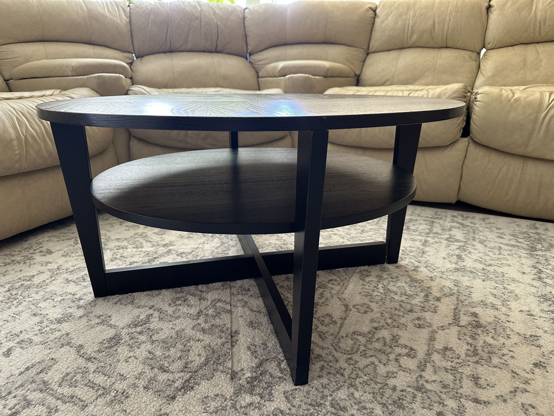 Round Coffee Table (black)