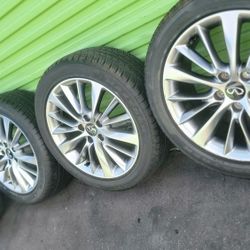 Wheel 18 5 Lugs 5x114.3 Like New 