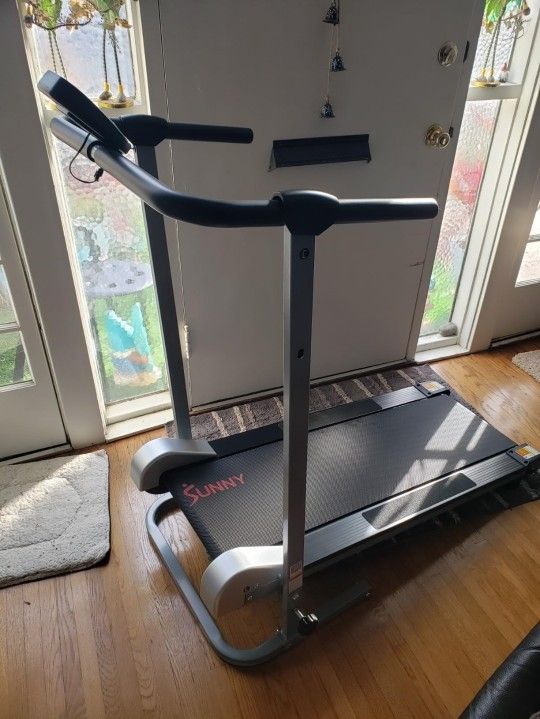 Sunny Health & Fitness Compact & Foldable Treadmill