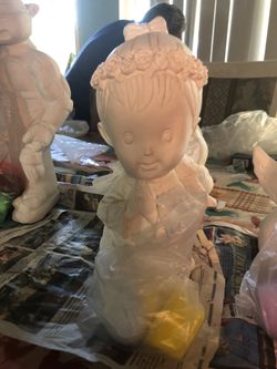 Ceramics to paint $5 with paint included