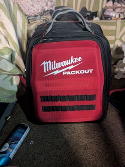 Milwaukee pack out back pack