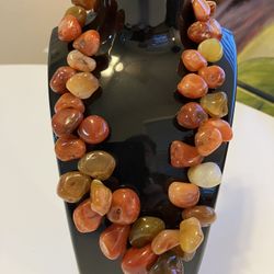 Stunning Chalcedony Cabochon Necklace 18”