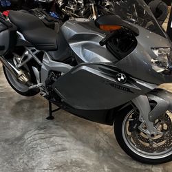 2005 BMW K1200S 17k miles