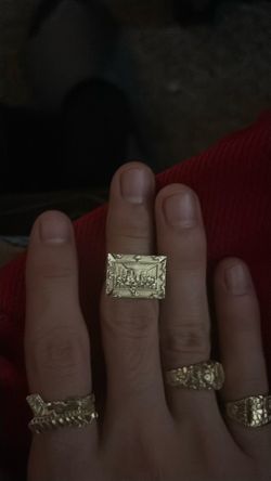 Gold 10k last supper ring size 7